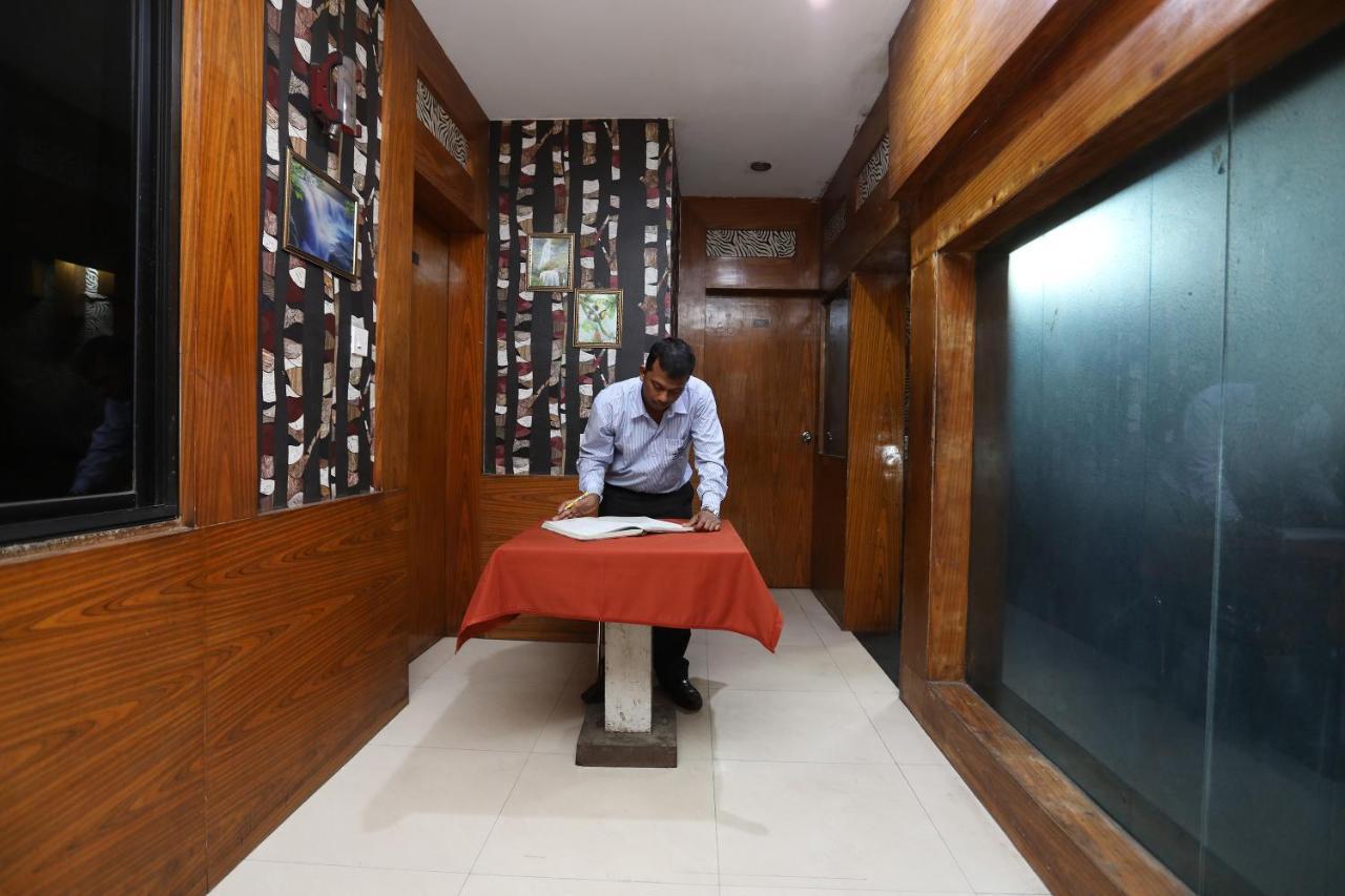 Oyo 28644 Hotel Nilanjana Āsansol Dış mekan fotoğraf